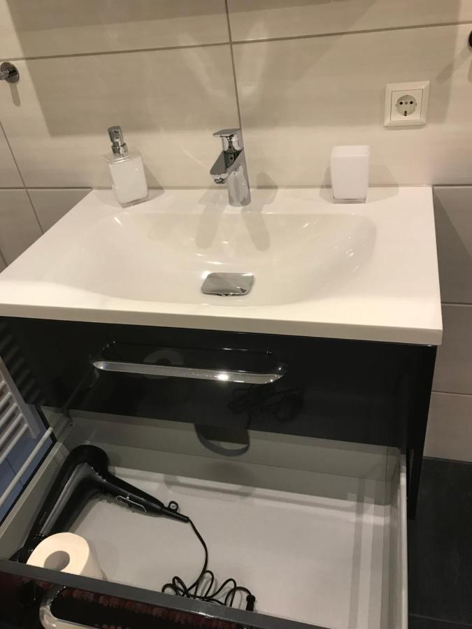 Haus Jenni Im Schwarzwald, 3,5-Zimmer, Grosse Terrasse فرودنستاد المظهر الخارجي الصورة